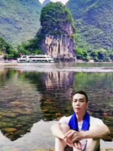 李嘉欣的马场之行:美人迟暮,内心依然璀璨