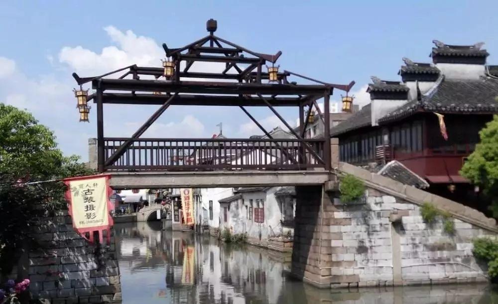 虫虫助手下载